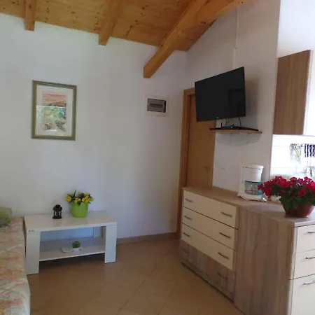 Semesterbostad In 34600